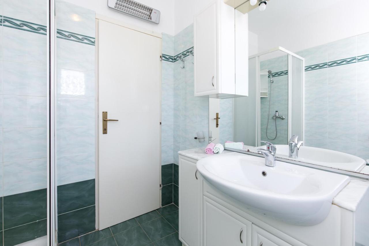 Apartmani Anita 普纳特 外观 照片