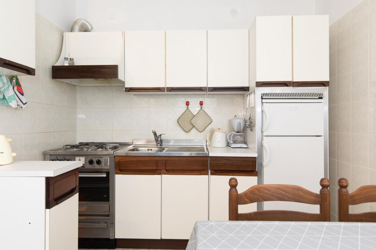Apartmani Anita 普纳特 外观 照片